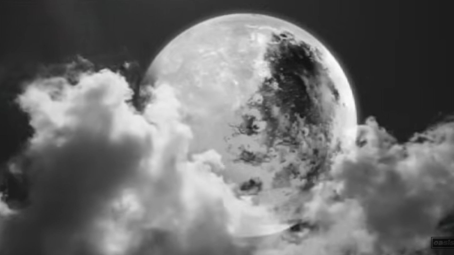 Oasis - I'm Outta Time (Official Video)