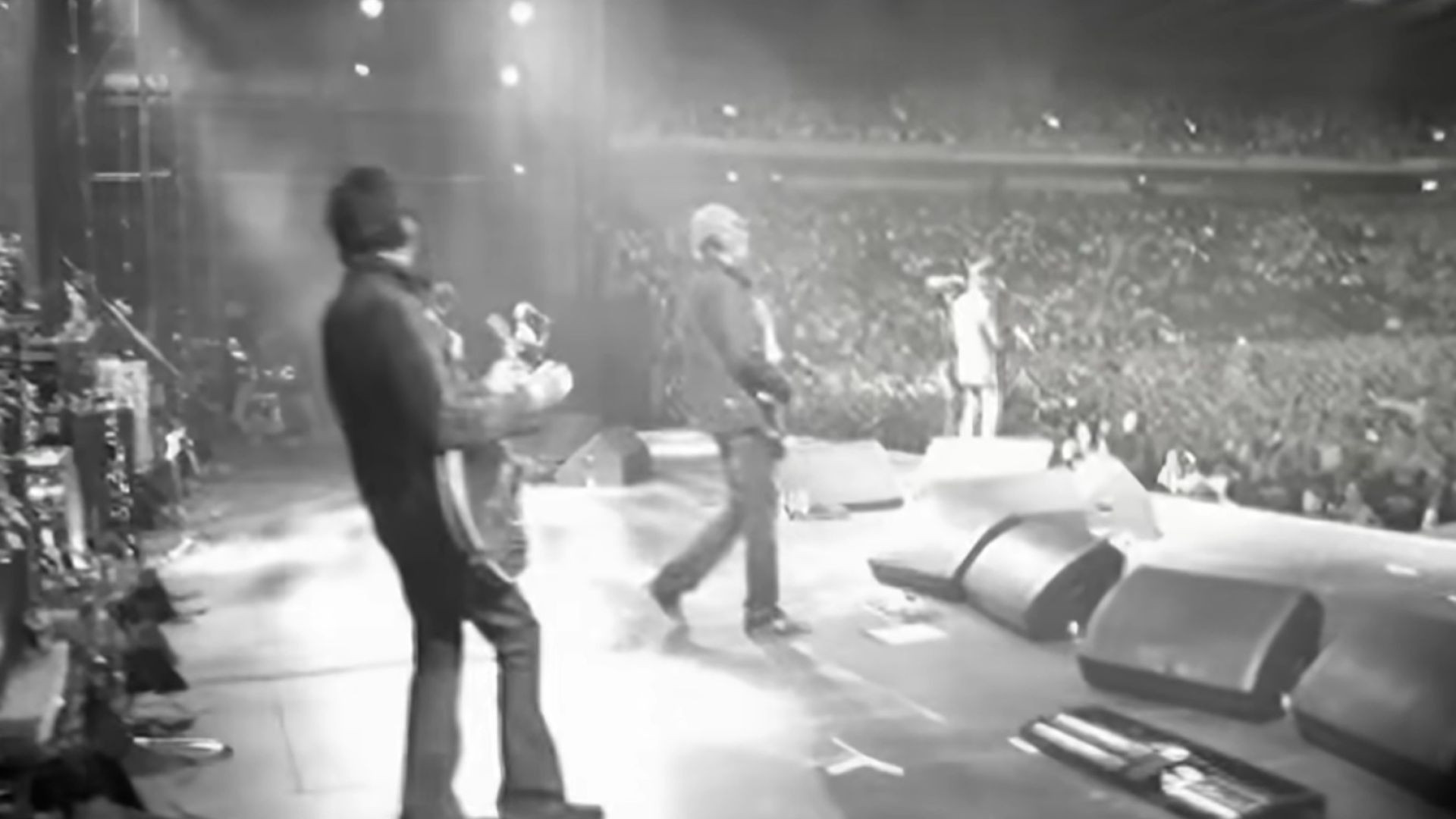 Oasis - Let There Be Love (Official Video)